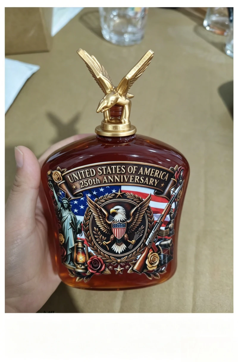 Vintage American Freedom Eagle – Vintage Collectible Liquor Bottles Bewertung und Preis
