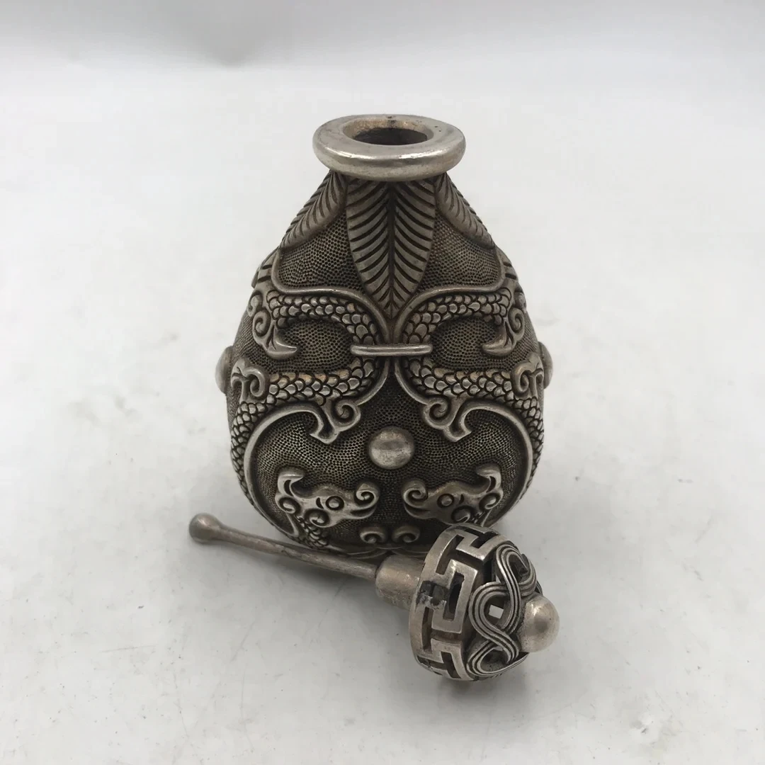 Chinesische Weißbronze-Schnupf – Vintage Collectible Bottles Bewertung und Preis
